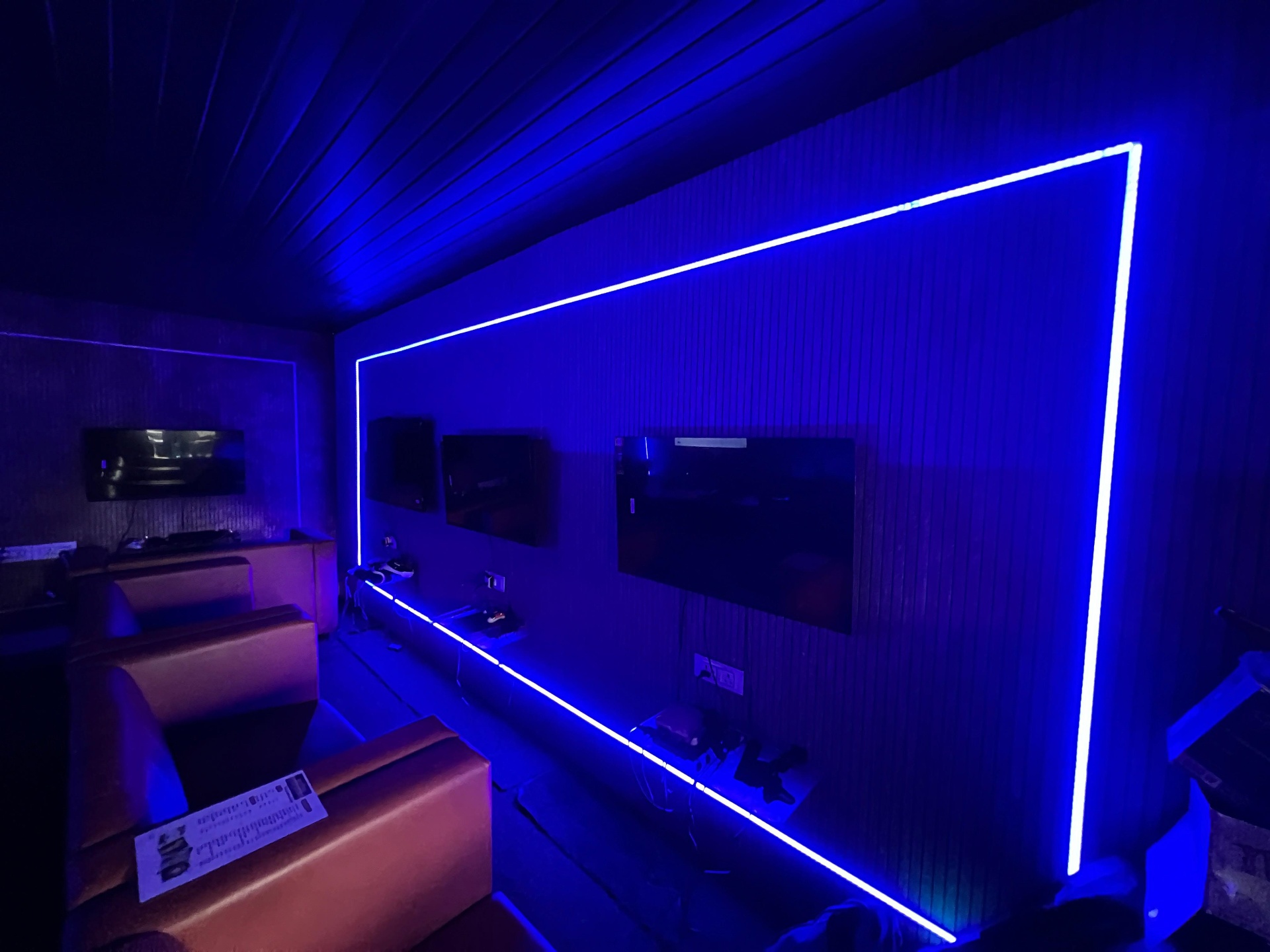 The Gaming Kingdom Ooty — Glow Frame